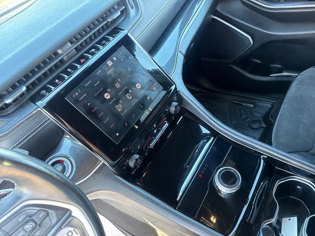 Used 2021 Jeep Grand Cherokee L Altitude image 15