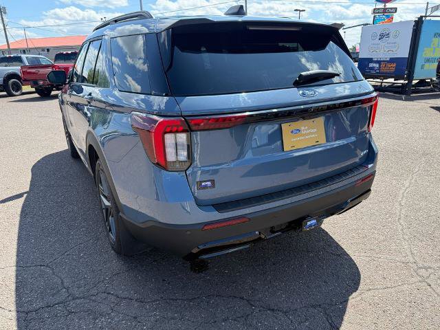 Certified 2025 Ford Explorer ST-Line w/ Premium Package AWD/4WD image 6