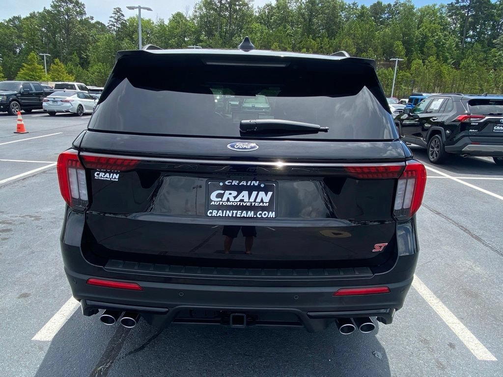 Certified 2025 Ford Explorer ST w/ Sun And Sound Package AWD/4WD image 6