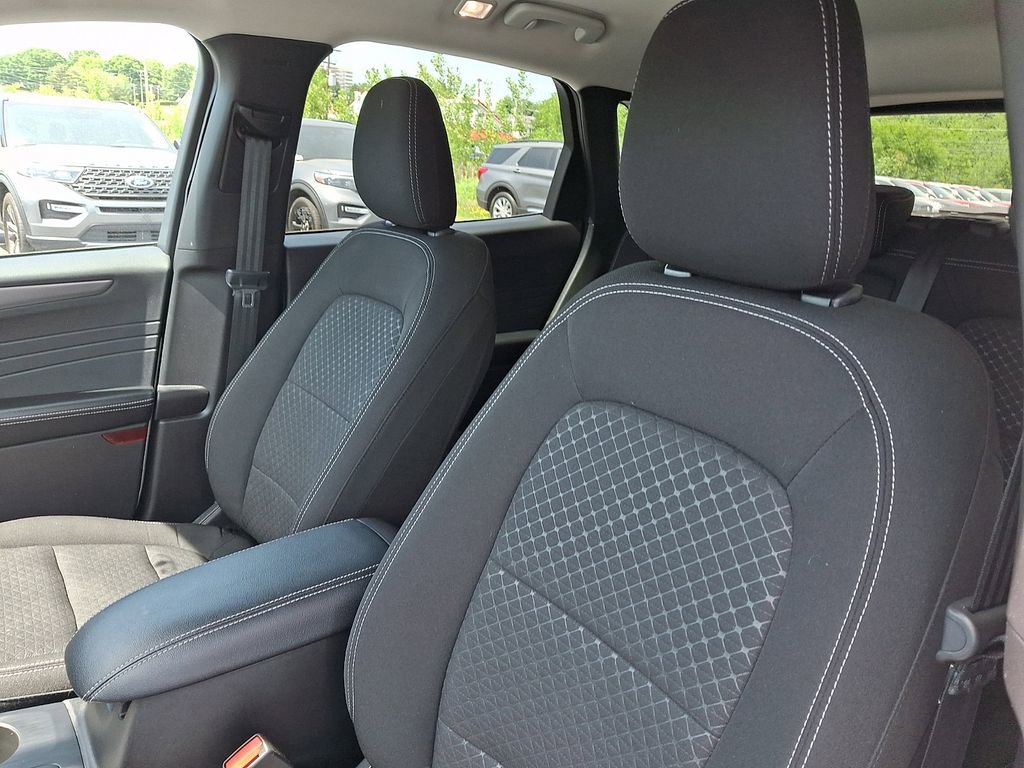 Certified 2023 Ford Escape Active AWD/4WD image 14
