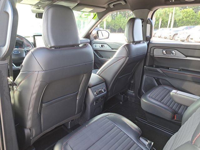 Certified 2025 Ford Explorer ST-Line image 12