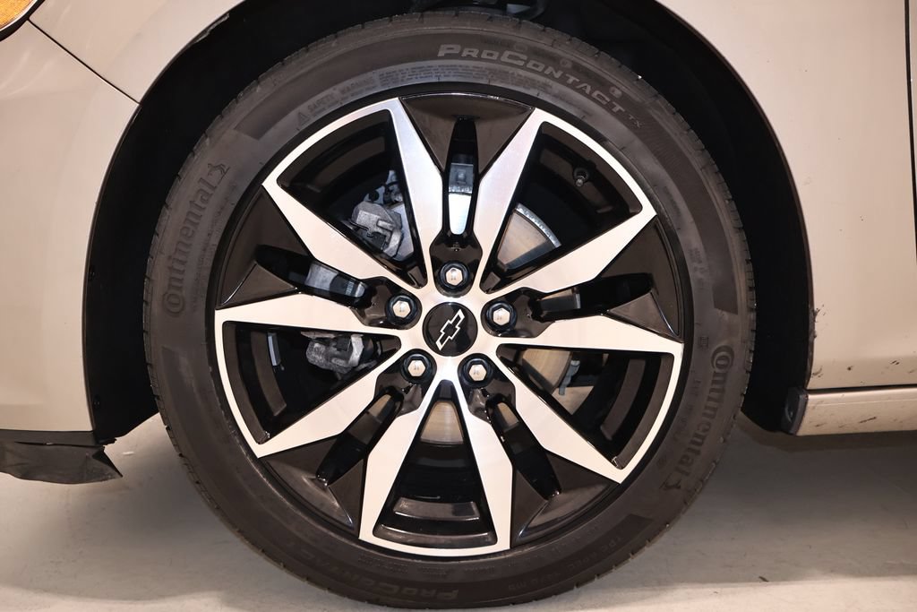 Used 2022 Chevrolet Malibu RS FWD image 35