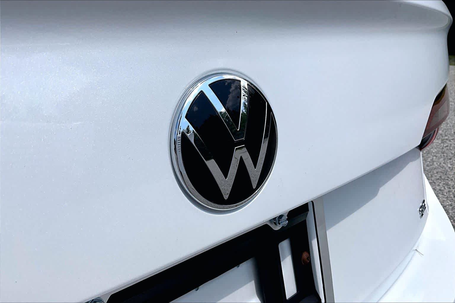 Used 2023 Volkswagen Jetta SE FWD image 33