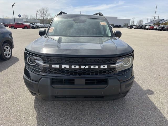 Certified 2025 Ford Bronco Sport Outer Banks w/ Outer Banks Tech Package+ AWD/4WD image 2