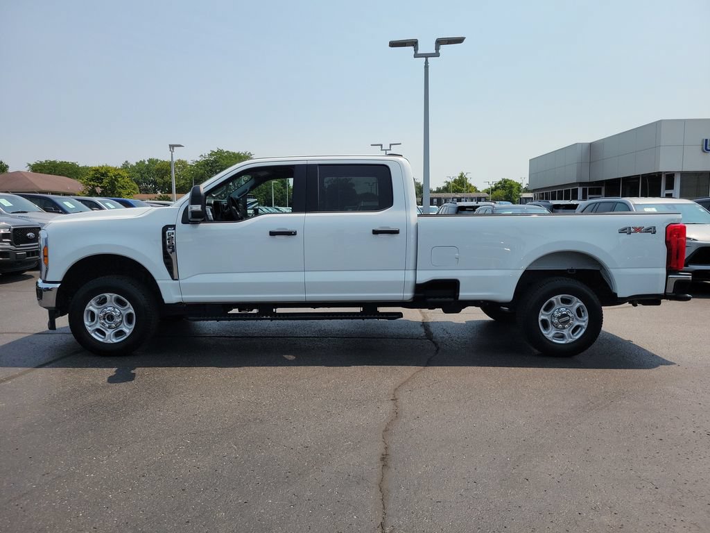 Certified 2026 Ford F250 XLT AWD/4WD image 7