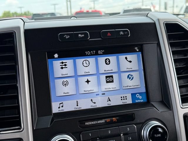 Certified 2019 Ford F150 Lariat w/ Equipment Group 502A Luxury AWD/4WD image 16