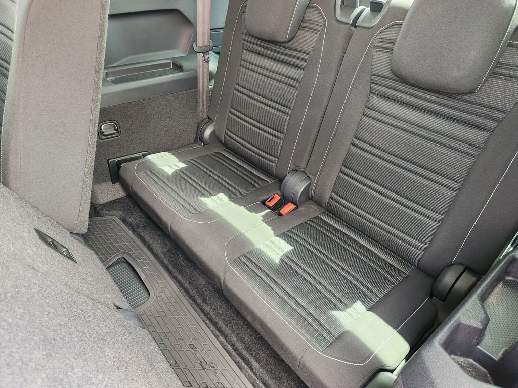 Used 2024 Volkswagen Tiguan S FWD image 29
