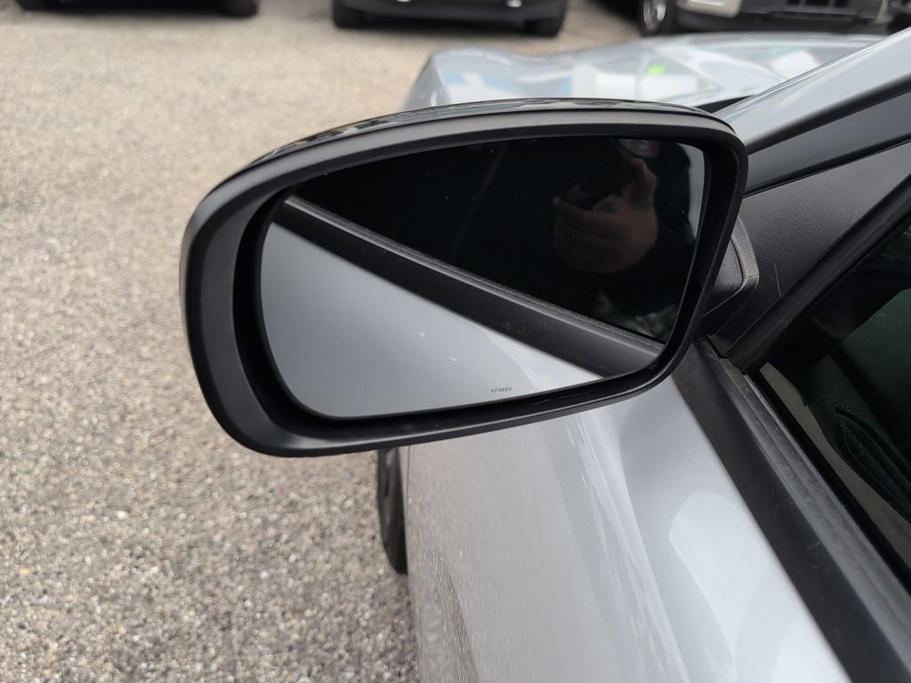 Used 2020 Dodge Charger SXT w/ Blacktop Package image 7