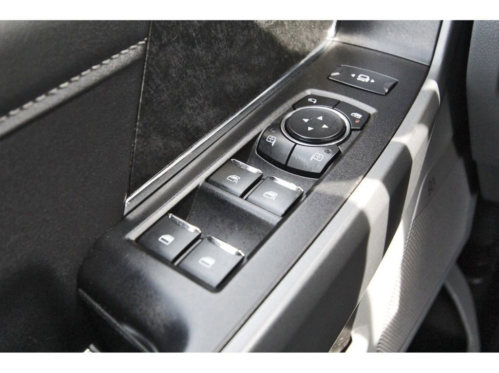 Certified 2024 Ford F250 XLT w/ Black Appearance Package image 21
