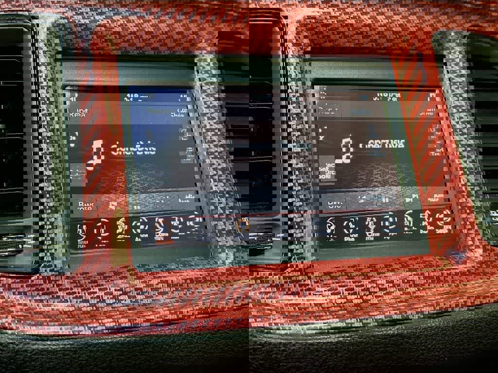 Used 2021 Dodge Challenger SXT image 18