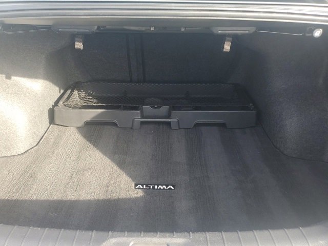 Used 2020 Nissan Altima 2.5 SV image 11