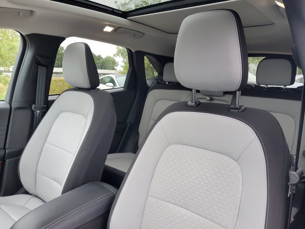 Certified 2024 Ford Escape Active w/ Tech Pack #1 AWD/4WD image 16