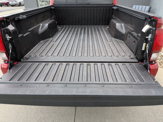 Used 2023 Toyota Tacoma SR5 w/ Technology Package AWD/4WD image 32