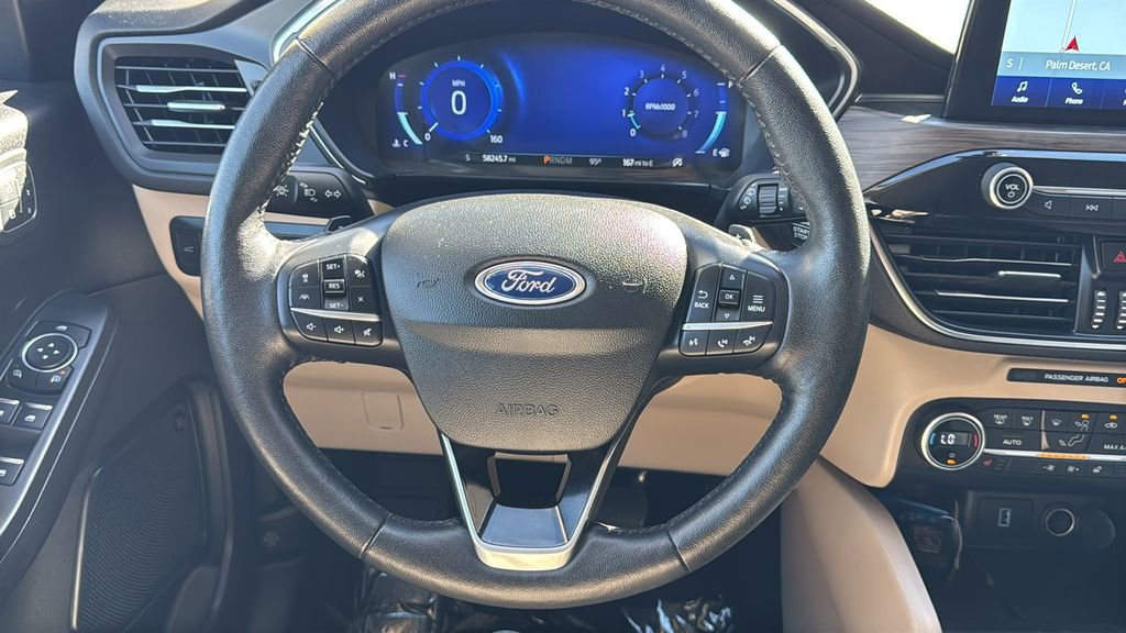 Certified 2020 Ford Escape Titanium AWD/4WD image 10
