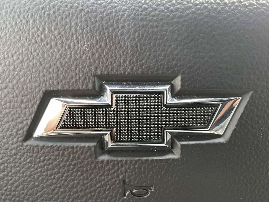 Used 2023 Chevrolet Suburban Z71 w/ Luxury Package image 29