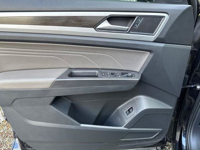 Used 2023 Volkswagen Atlas SE FWD image 23