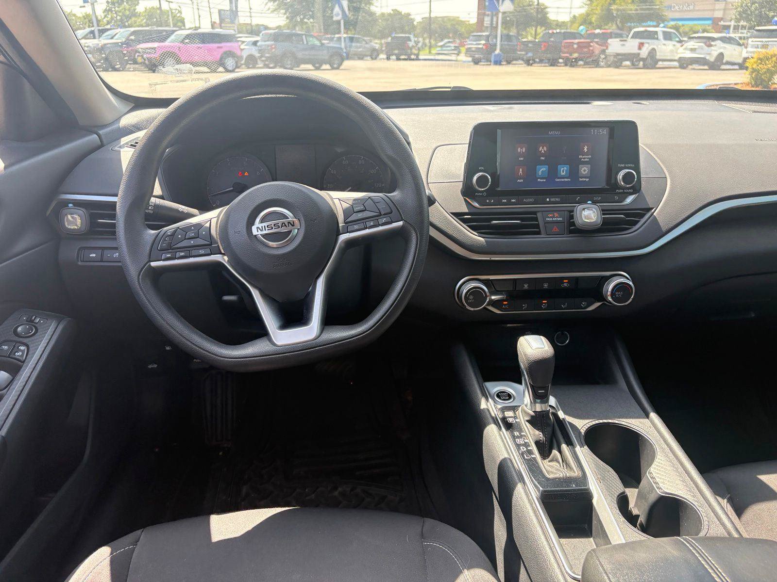 Used 2022 Nissan Altima 2.5 S FWD image 12