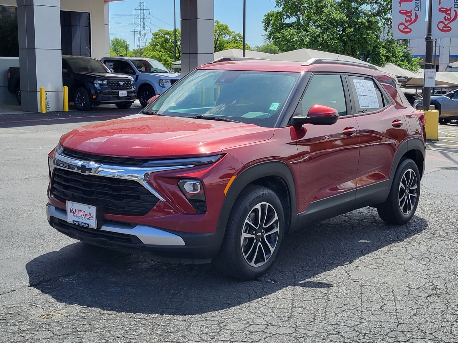 Used 2025 Chevrolet TrailBlazer LT w/ LT Cold Weather Package image 7