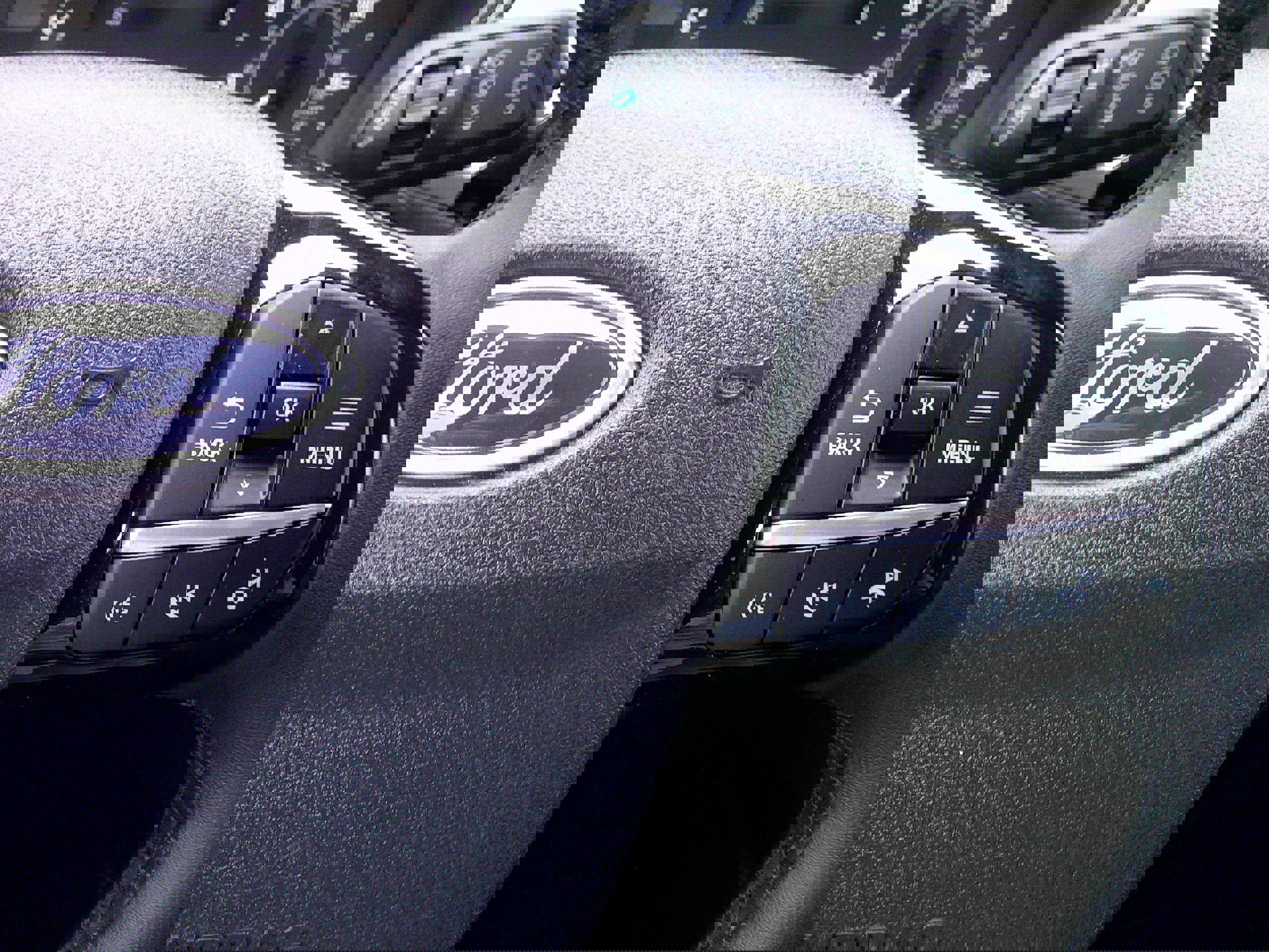 Certified 2022 Ford Escape SE w/ Cold Weather Package image 18