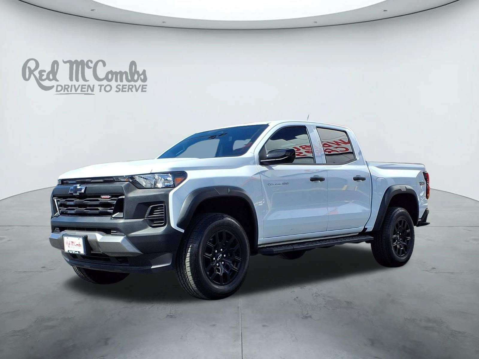 Used 2024 Chevrolet Colorado Trail Boss w/ Advanced Trailering Package AWD/4WD image 1