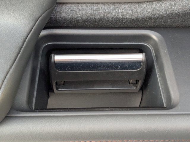 Certified 2025 Ford Expedition Active image 31