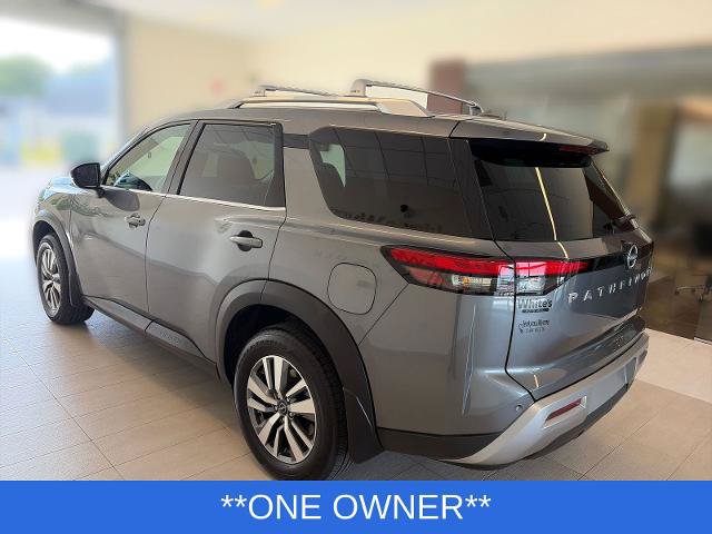 Used 2023 Nissan Pathfinder SL w/ Cargo Package FWD image 3