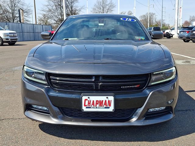 Used 2018 Dodge Charger R/T w/ Navigation & Travel Group RWD image 2