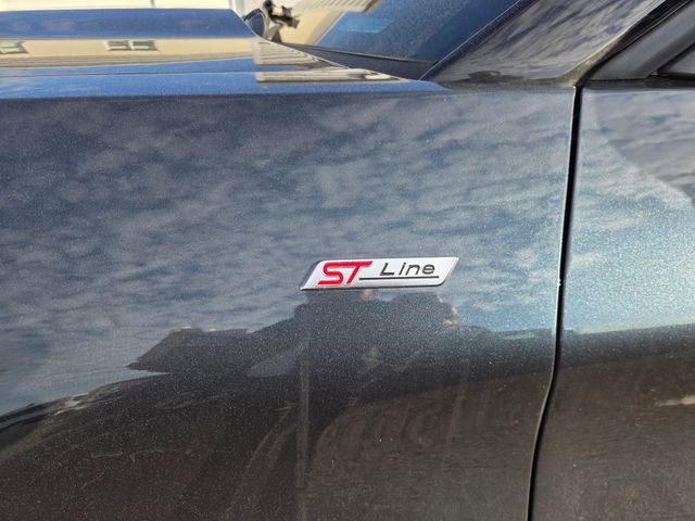 Certified 2024 Ford Explorer ST-Line w/ Class IV Trailer Tow Package image 8