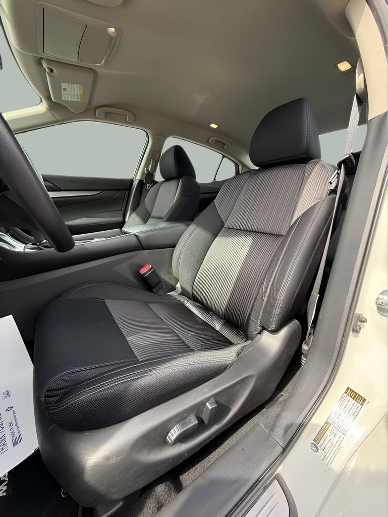 Used 2018 Nissan Maxima 3.5 S FWD image 11