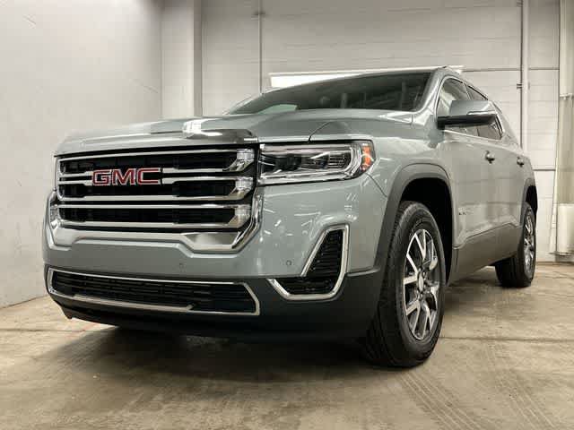 Used 2023 GMC Acadia SLE w/ Driver Convenience Package FWD image 32