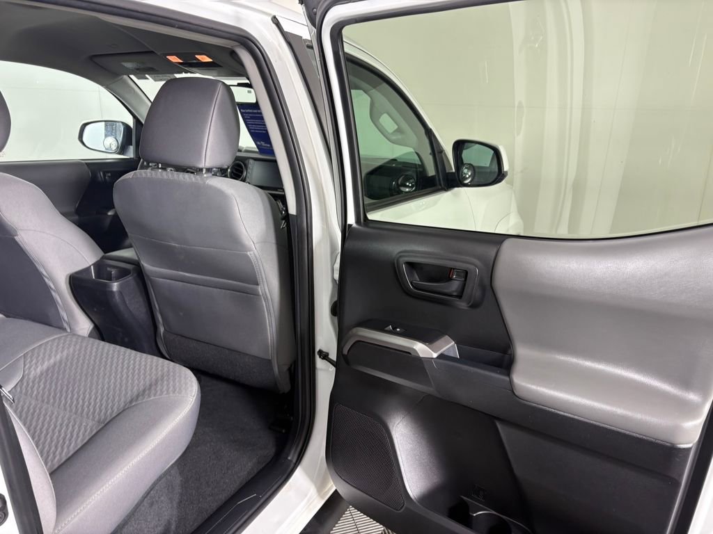 Used 2021 Toyota Tacoma SR5 image 31