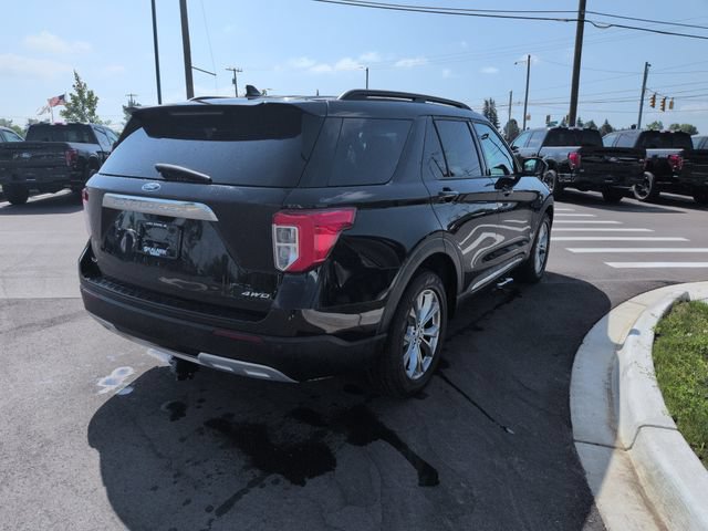 Certified 2023 Ford Explorer XLT w/ Equipment Group 202A AWD/4WD image 5