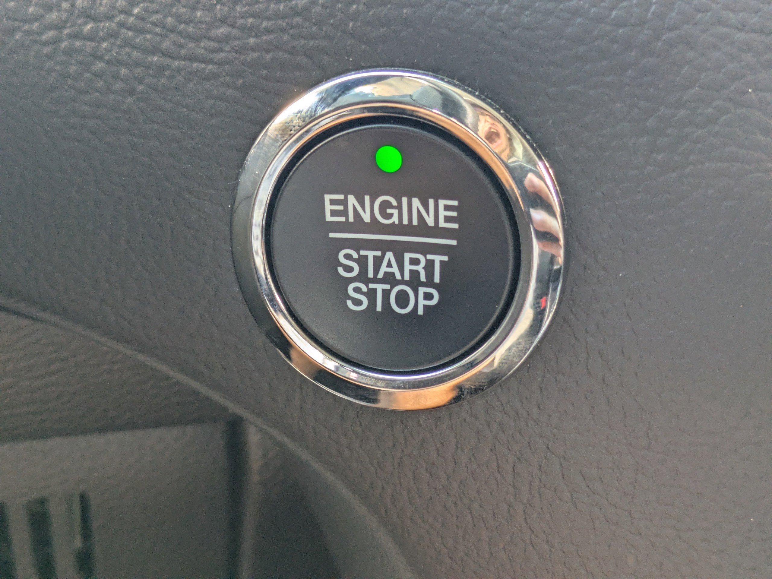 Certified 2023 Ford Edge SE w/ Black Appearance Package image 28