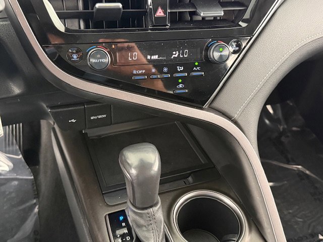 Used 2023 Toyota Camry SE image 14