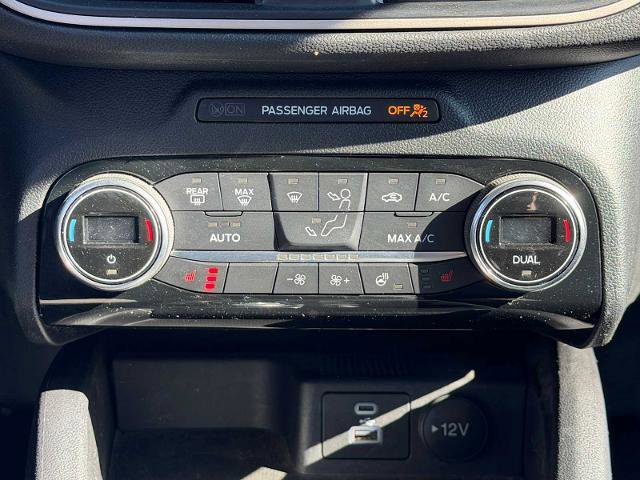 Certified 2021 Ford Escape SE w/ SE Sport Appearance Package image 17