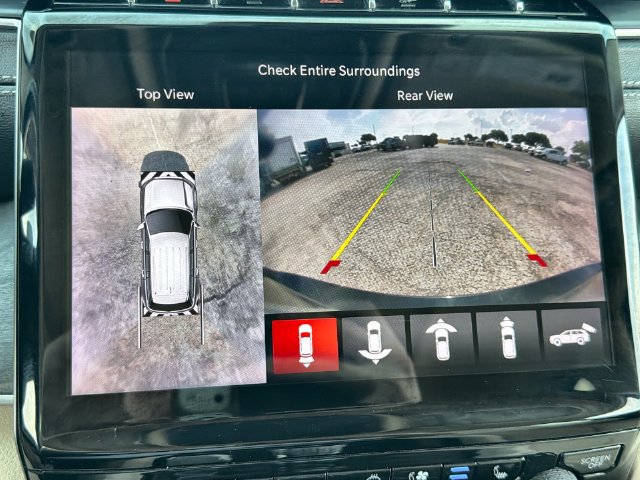 Used 2021 Jeep Grand Cherokee L Limited w/ Luxury Tech Group II AWD/4WD image 17