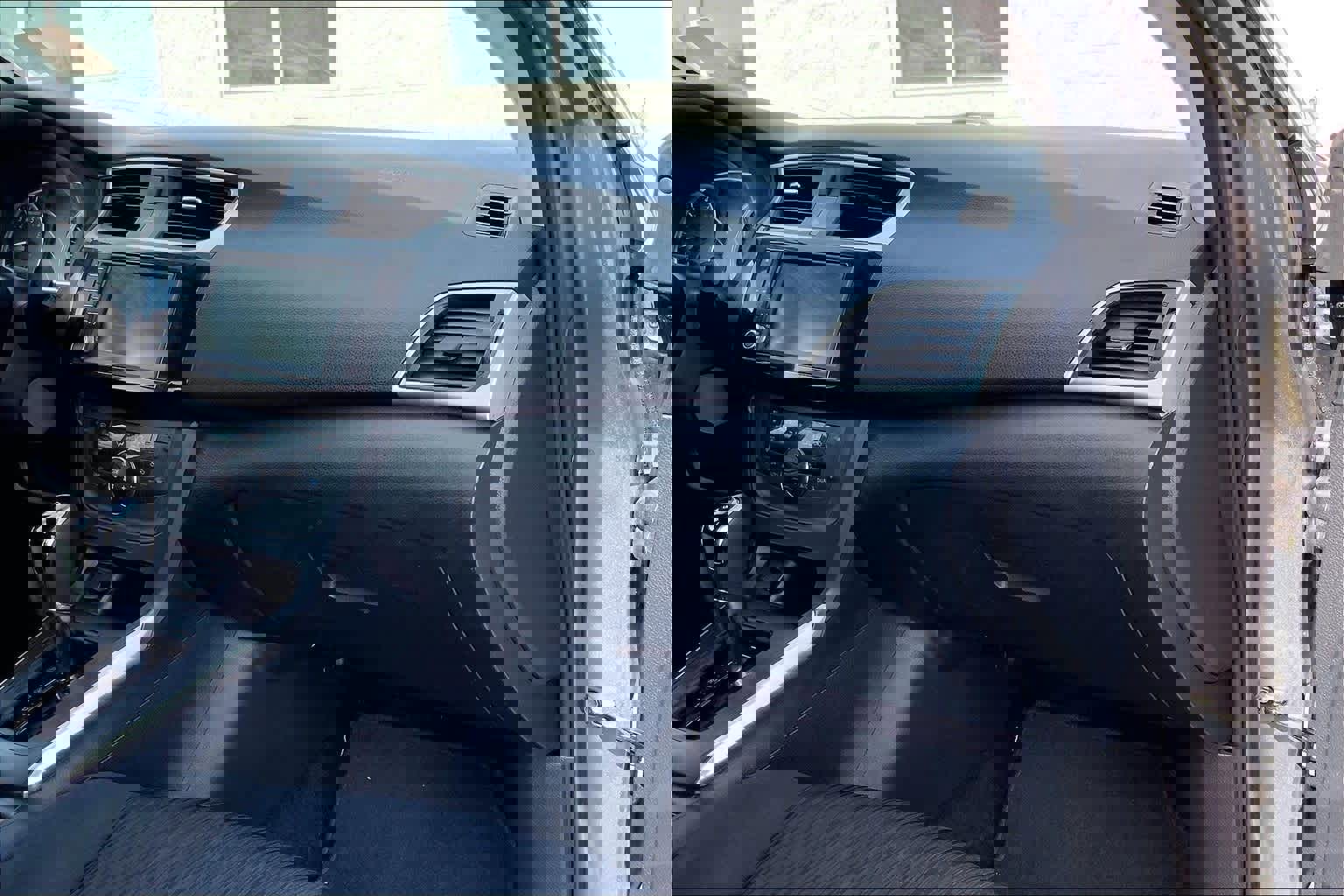 Used 2019 Nissan Sentra SV w/ Special Edition Package image 23