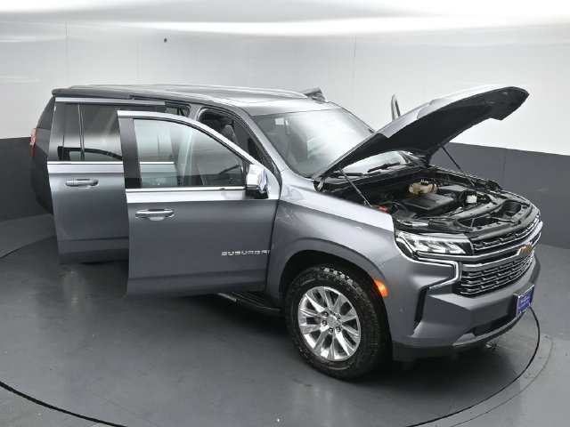 Used 2022 Chevrolet Suburban Premier AWD/4WD image 52
