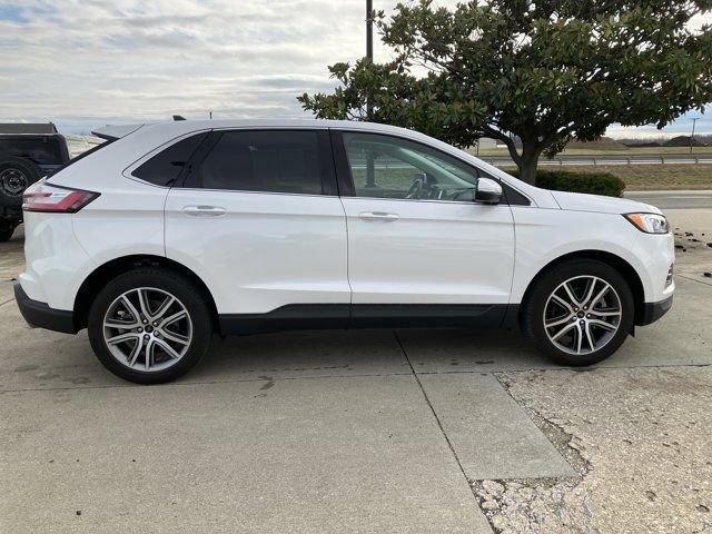 Certified 2024 Ford Edge Titanium image 7