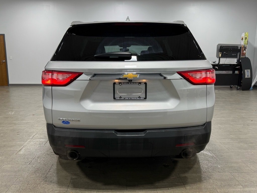 Used 2021 Chevrolet Traverse LS image 5