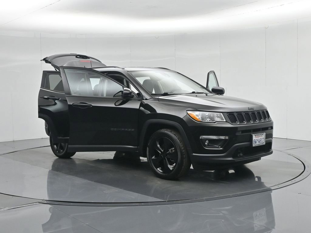 Used 2021 Jeep Compass Latitude image 35