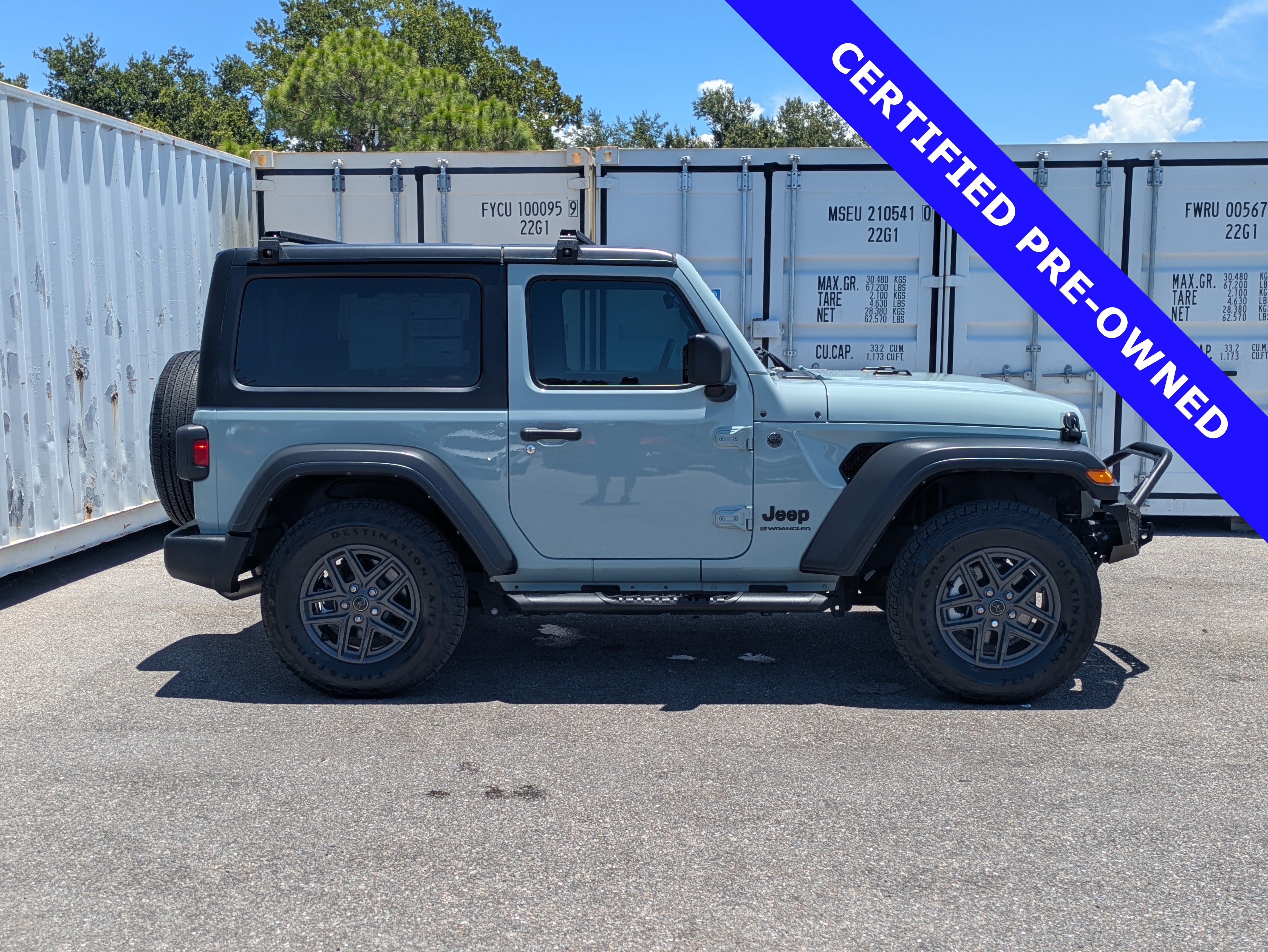 Used 2024 Jeep Wrangler Sport AWD/4WD video 3