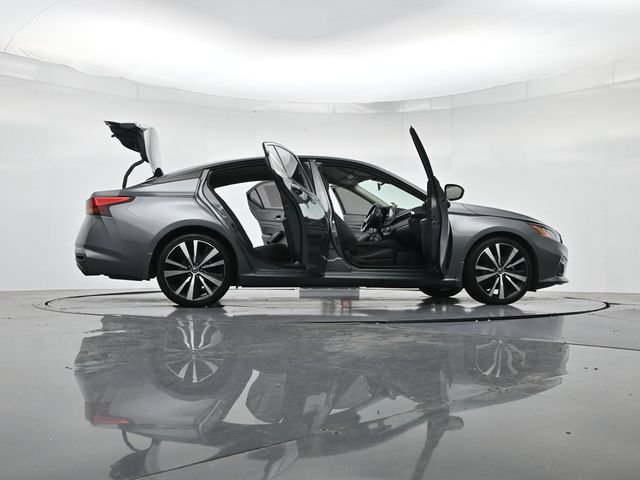 Used 2022 Nissan Altima 2.5 SR FWD image 52