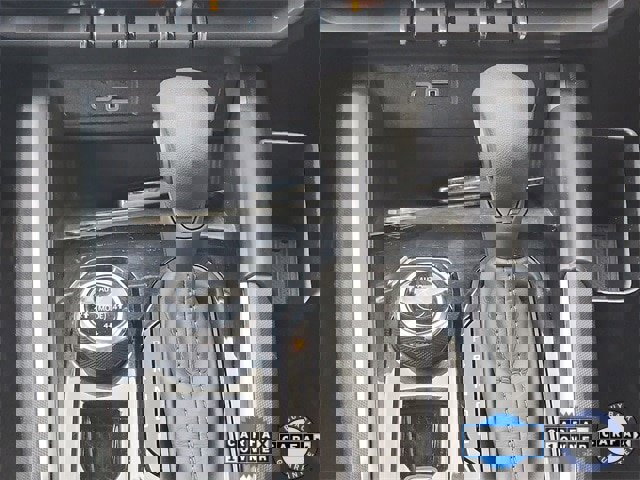 Used 2024 Chevrolet Colorado Trail Boss w/ Advanced Trailering Package image 18