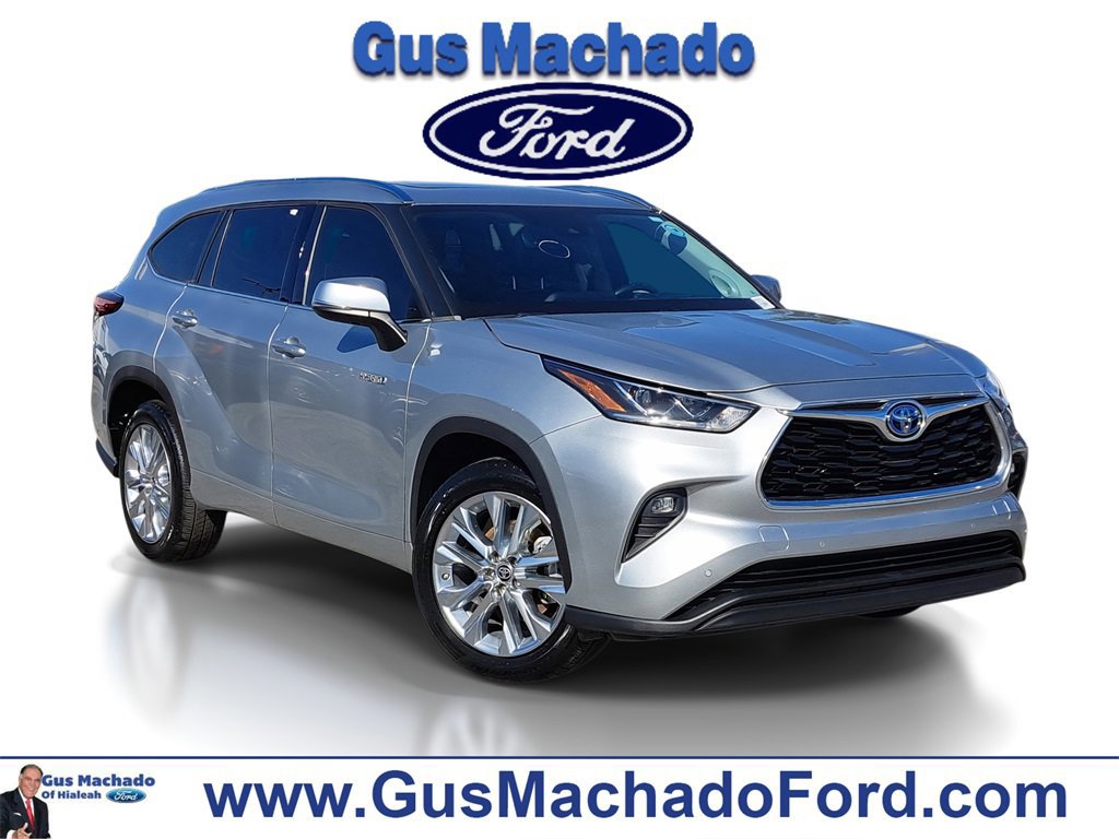 Used 2021 Toyota Highlander Limited image 4