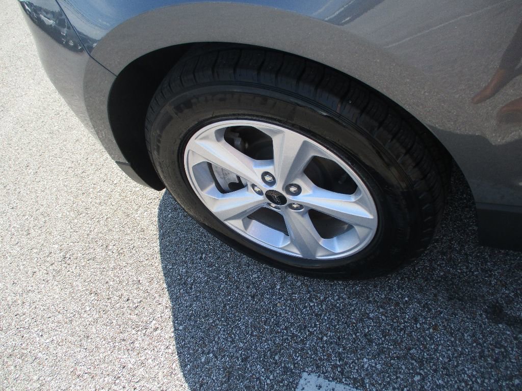 Certified 2024 Ford Edge SE image 24