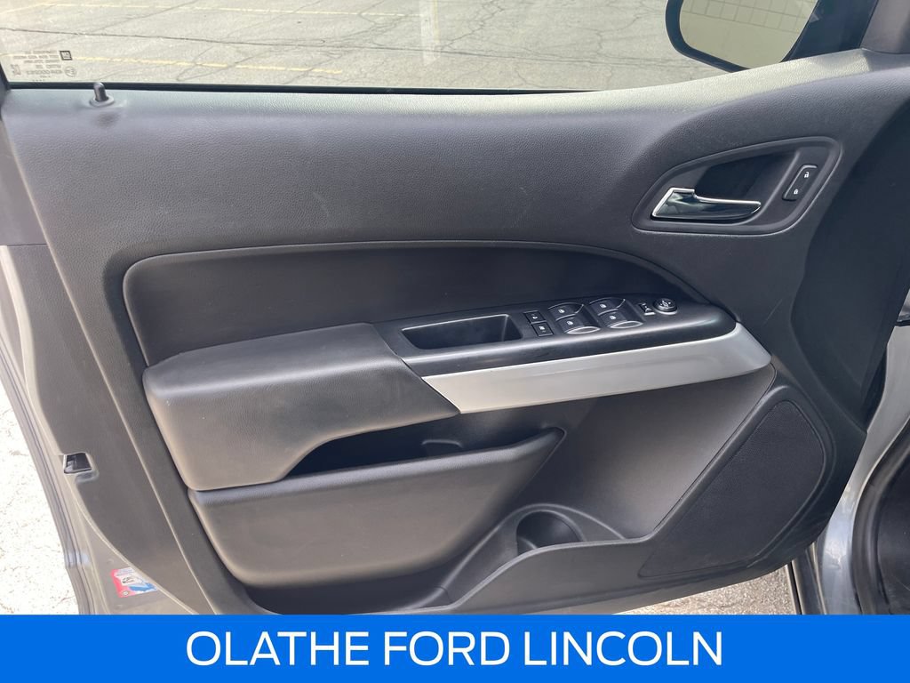 Used 2021 Chevrolet Colorado LT w/ Safety Package AWD/4WD image 14