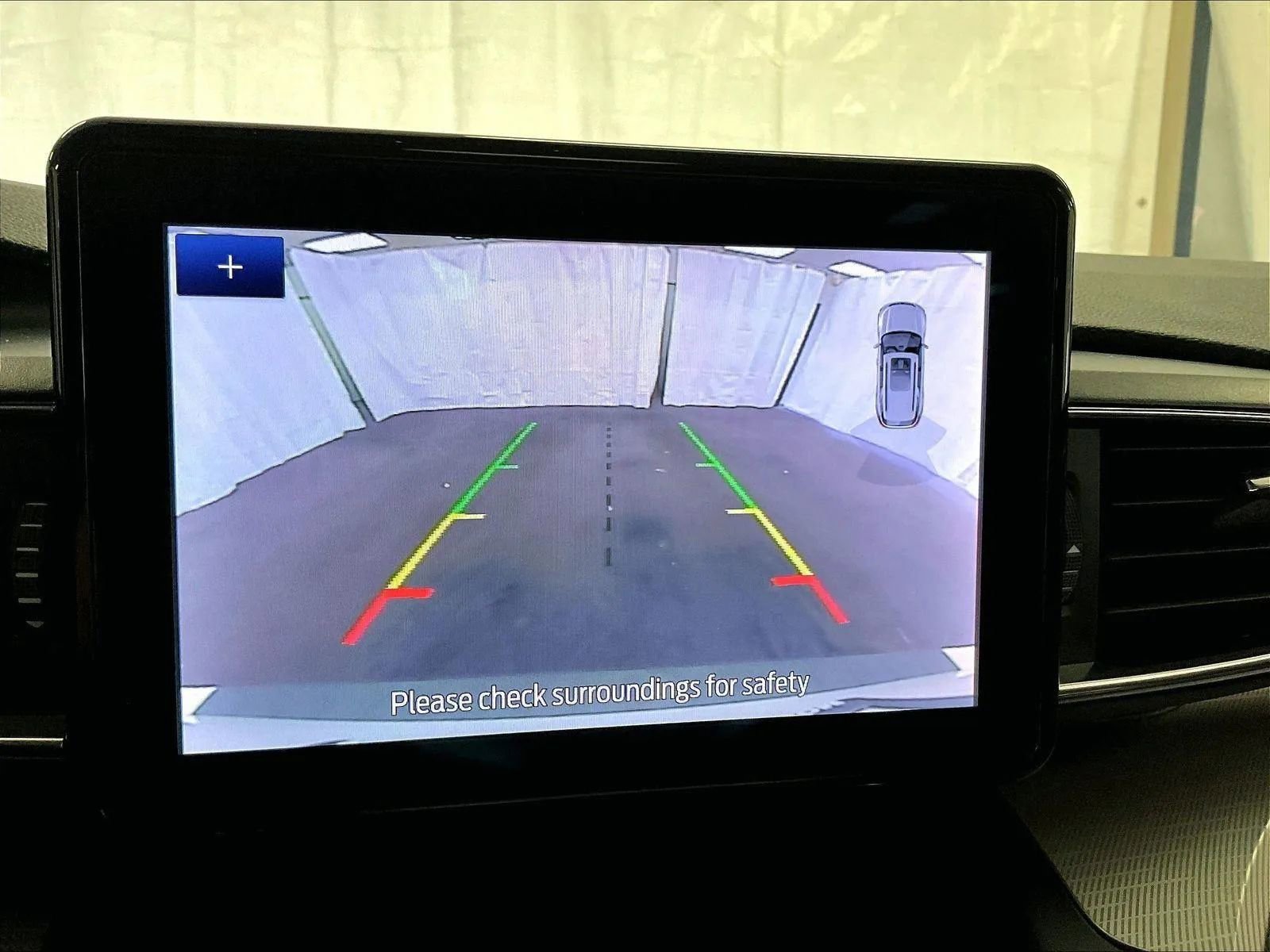 Certified 2020 Ford Explorer XLT w/ Equipment Group 202A image 20