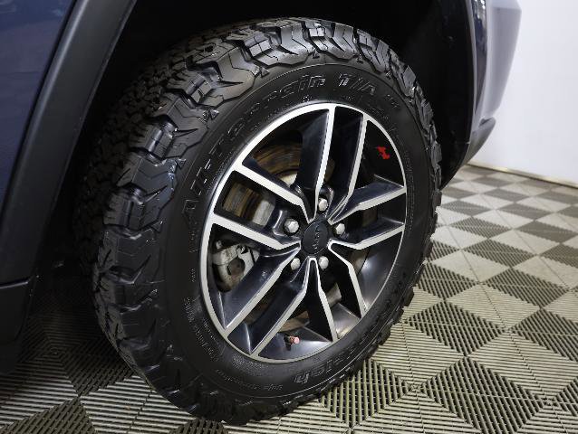 Used 2021 Jeep Grand Cherokee Trailhawk w/ Trailhawk Luxury Group image 36