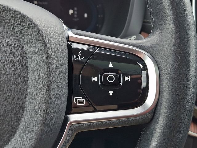 Used 2023 Volvo XC60 B6 Ultimate w/ Protection Package Premier AWD/4WD image 22
